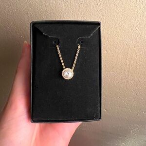 Pandora Round Halo Necklace